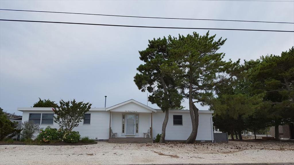 Stunning Home In Loveladies With 3 Bedrooms And Internet Barnegat Light Exterior photo